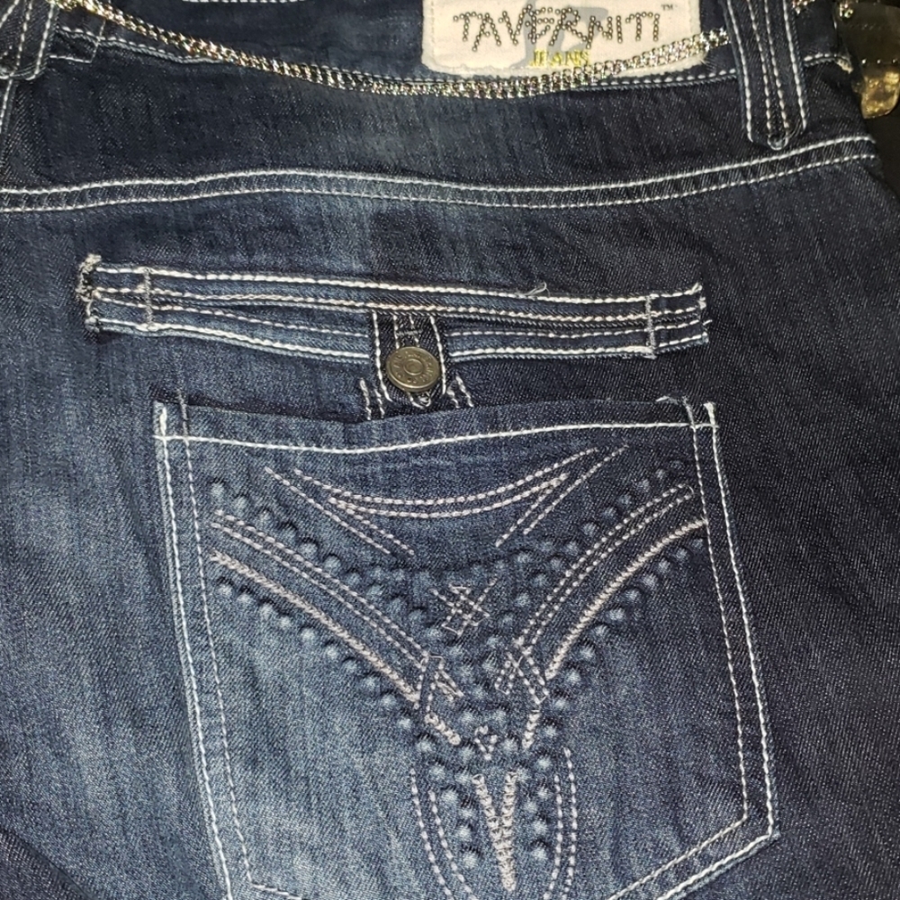 Taverniti megan 3d embossed